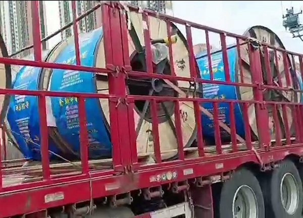 ������YJV����